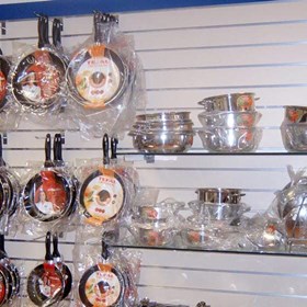 Negozio Casalinghi: Negozio Casalinghi